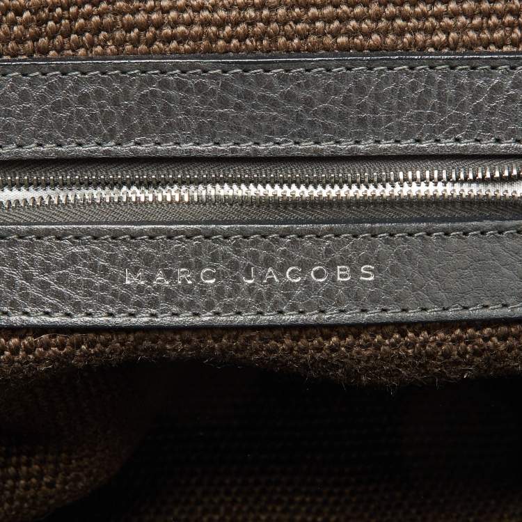 Pre Owned Marc Jacobs Silver Coated Canvas and Leather Stam Bag