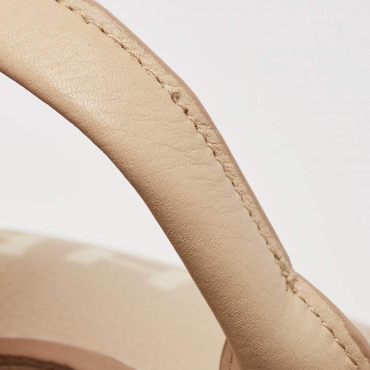 Pre Owned Marc Jacobs Beige Leather Medium The Tote Bag 