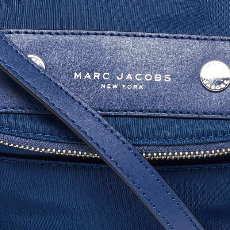 مملوكة مسبقًا Marc Jacobs Blue Nylon and Leather Preppy Natasha Crossbody Bag