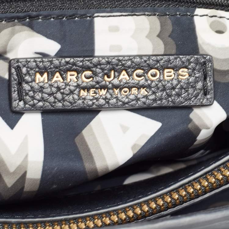 Pre Owned Marc Jacobs Black Leather Lock That Tote
