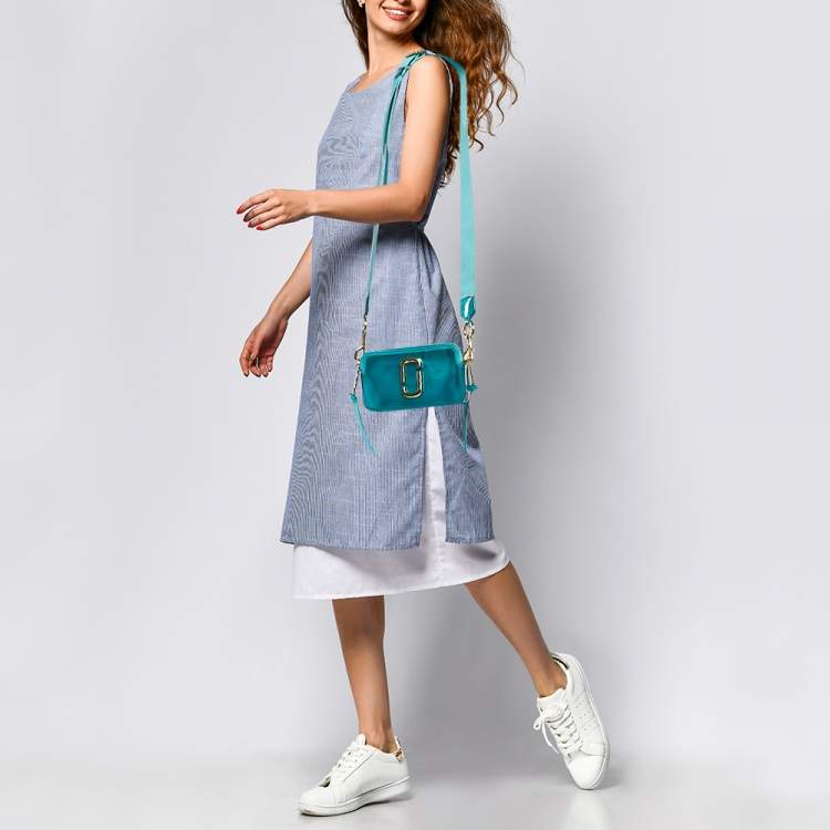 Pre Owned Marc Jacobs Turquoise Jelly The Snapshot Camera Crossbody Bag