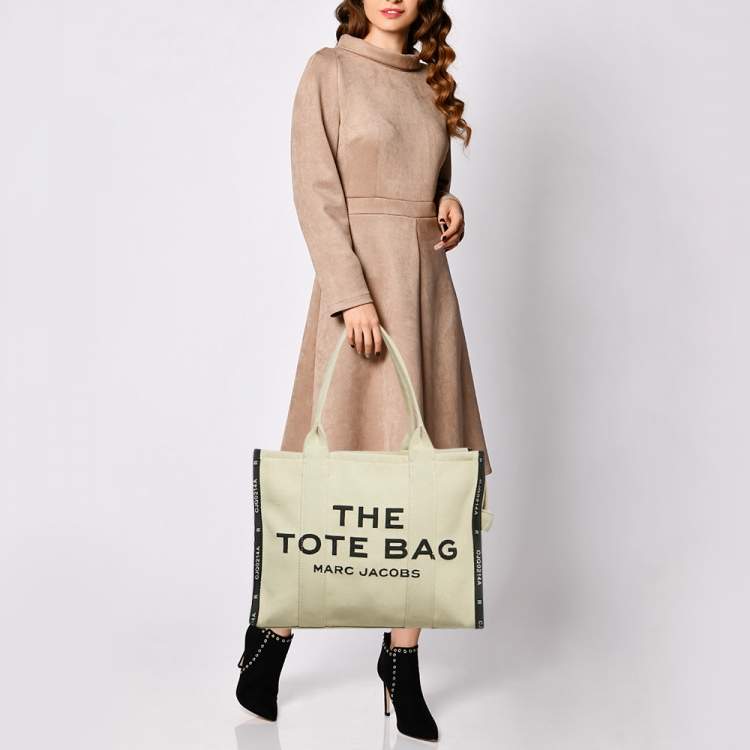 Pre Owned Marc Jacobs Cream Canvas Large The Tote Bag