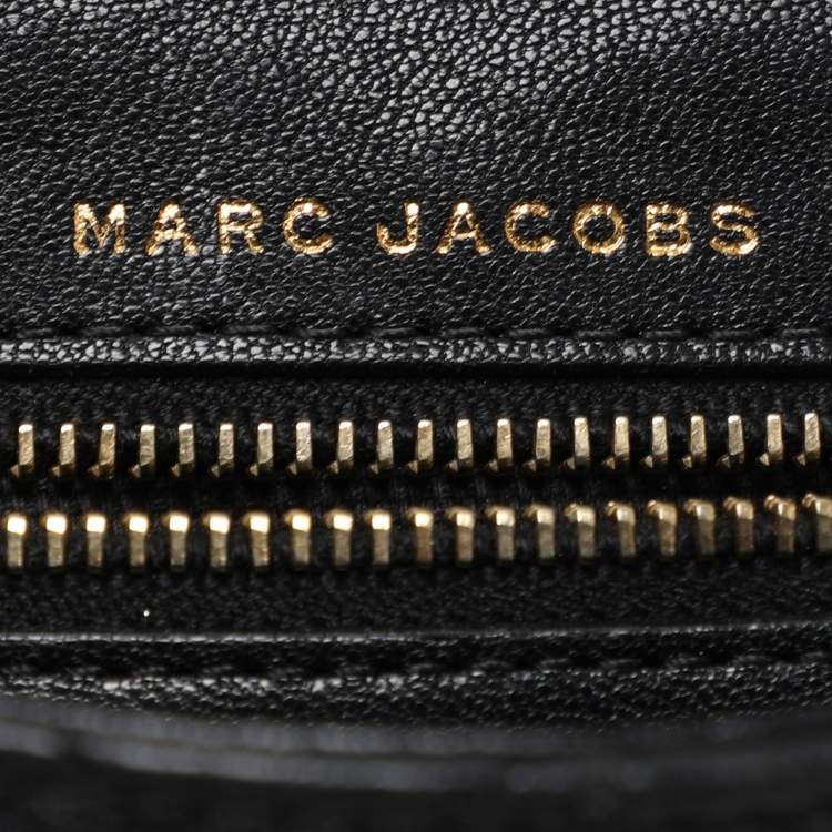 Pre Owned Marc Jacobs Black Quilted Leather Eugenie Clutch