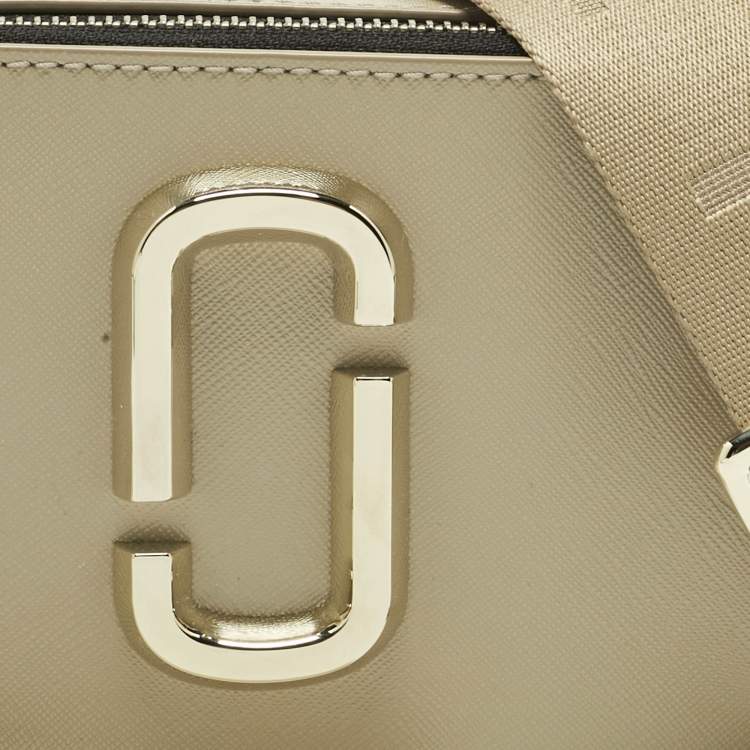 Pre Owned Marc Jacobs Beige Patent Leather Snapshot Camera Crossbody Bag