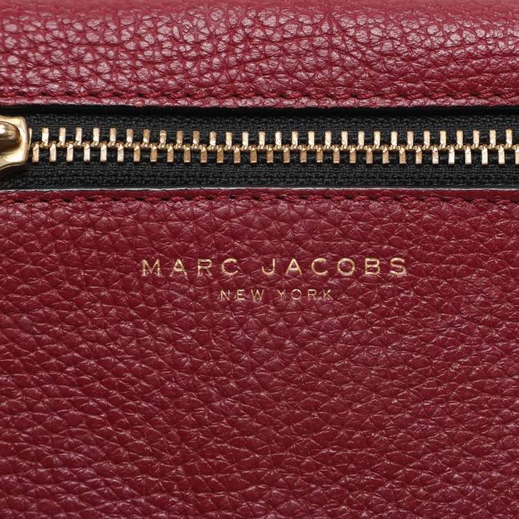 Pre Owned Marc Jacobs Magenta Leather Gotham Crossbody Bag