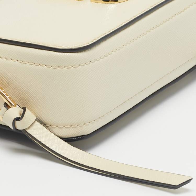 Pre Owned Marc Jacobs Black/Cream Patent Leather Snapshot Camera Crossbody Bag