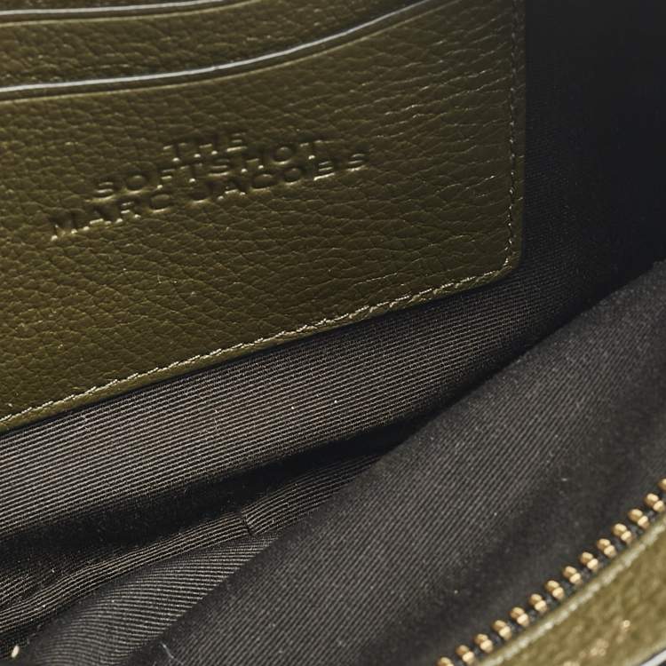 Pre Owned Marc Jacobs Olive Green Leather The Softshot 21 Camera Bag