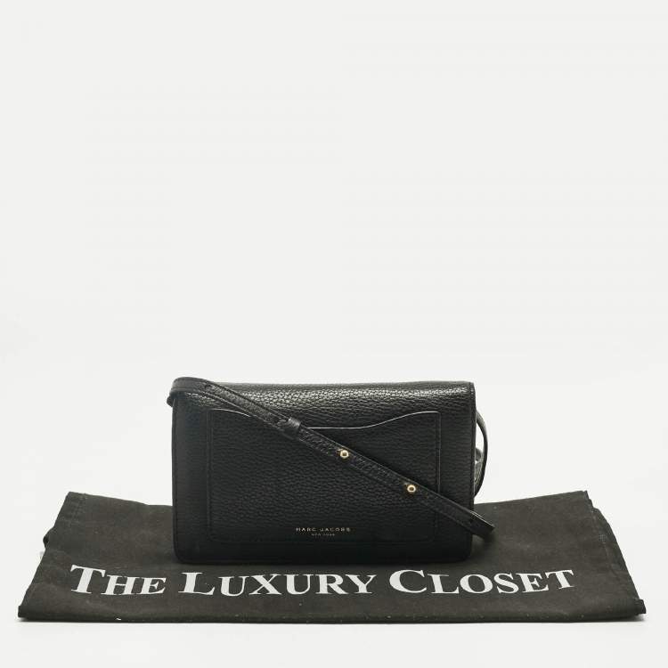 Pre Owned Marc Jacobs Black Leather Flap Crossbody Bag