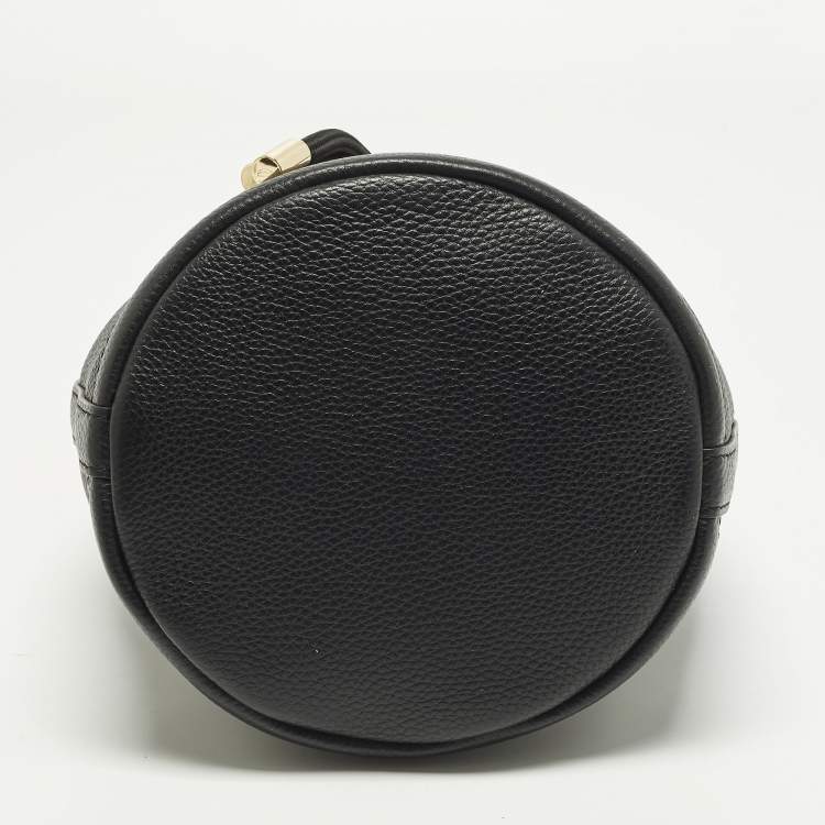 Pre Owned Marc Jacobs The Bucket Black Leather Bag