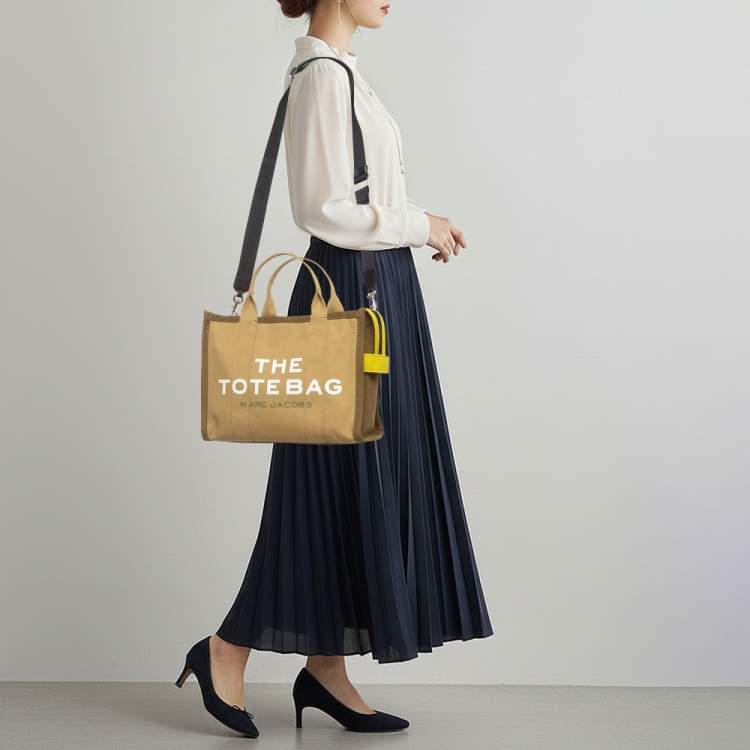 Pre Owned Marc Jacobs The Tote Medium Olive Green Canvas Bag