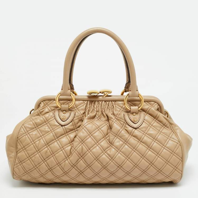 Pre Owned Marc Jacobs East West Stam Beige Quilted Leather Satchel