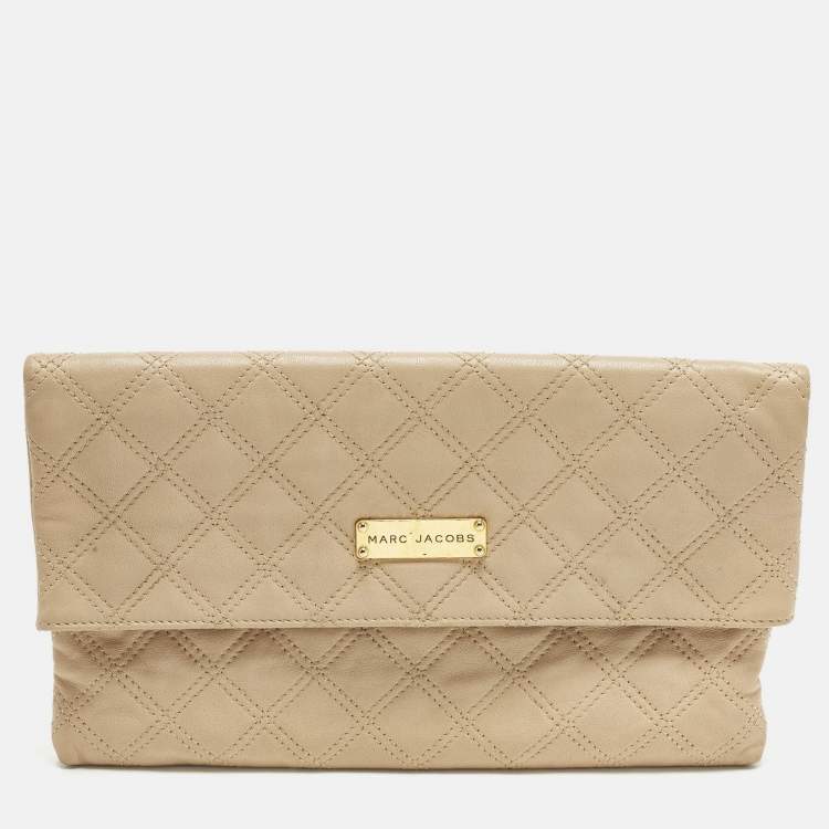 Pre Owned Marc Jacobs Eugenie Beige Quilted Leather Clutch