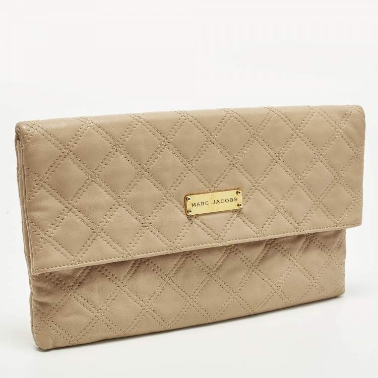 Pre Owned Marc Jacobs Eugenie Beige Quilted Leather Clutch