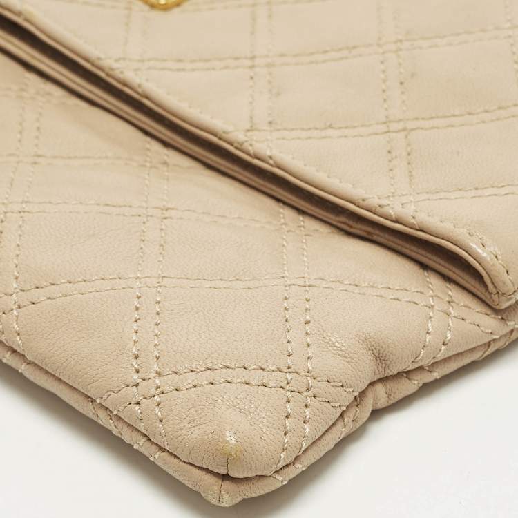 Pre Owned Marc Jacobs Eugenie Beige Quilted Leather Clutch