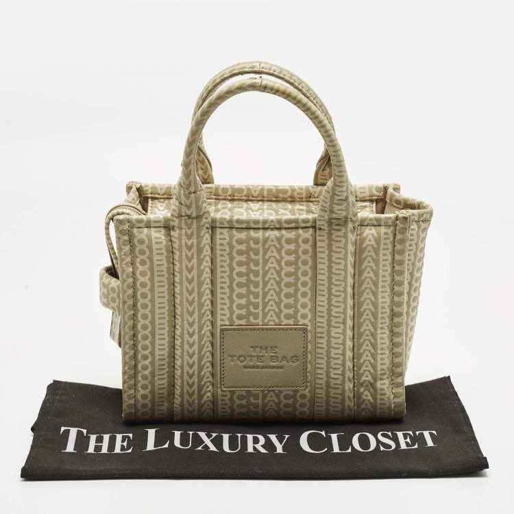 Pre Owned Marc Jacobs The Tote Small Beige Embossed Leather Bag