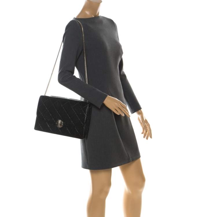 مملوكة مسبقًا Marc Jacobs Black Quilted Shoulder Bag