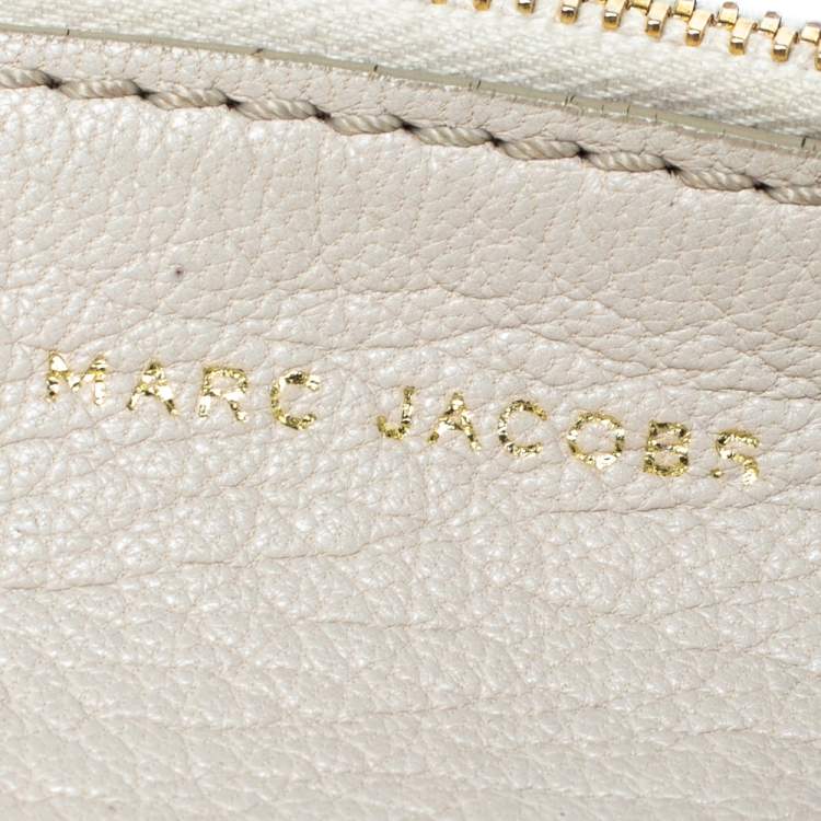 مملوكة مسبقًا Marc Jacobs Ivory Leather Front Pocket Chain Shoulder Bag