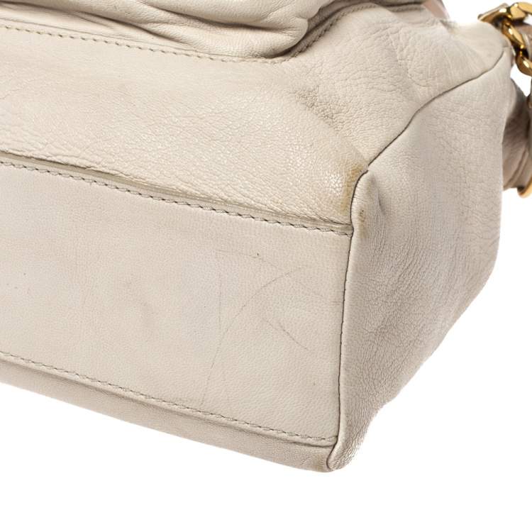 مملوكة مسبقًا Marc Jacobs Ivory Leather Front Pocket Chain Shoulder Bag