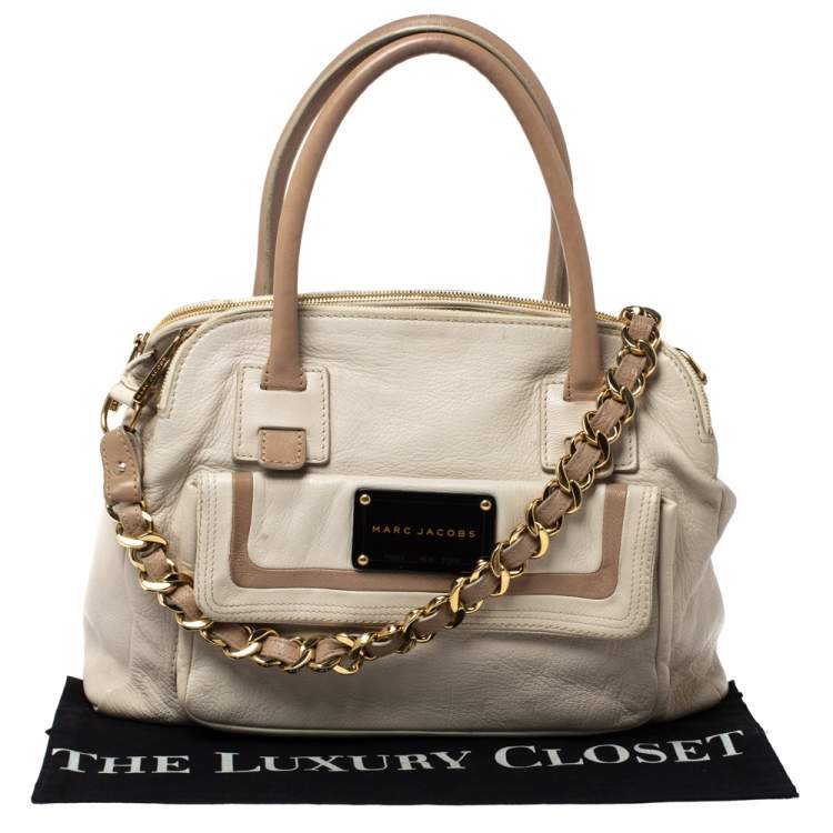 مملوكة مسبقًا Marc Jacobs Ivory Leather Front Pocket Chain Shoulder Bag