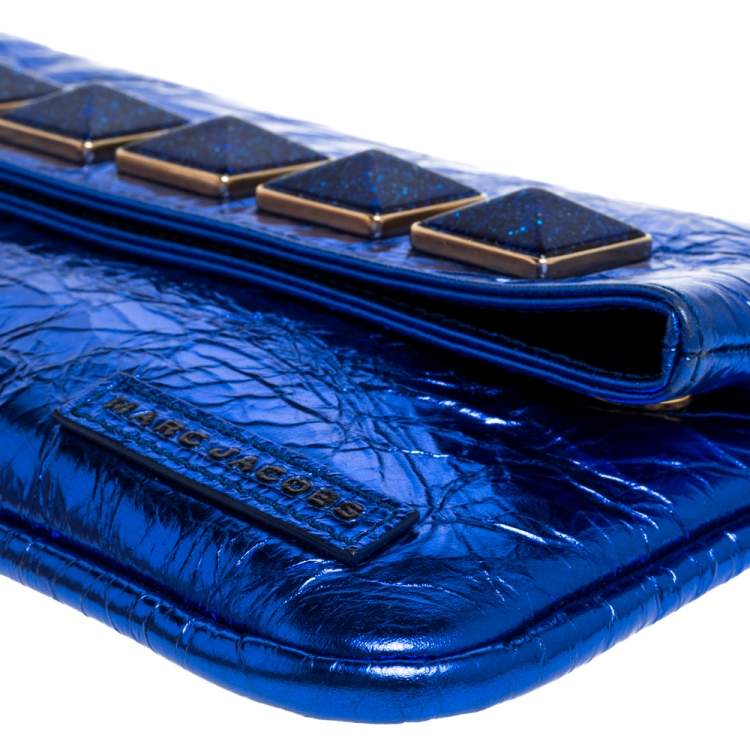 Pre Owned Marc Jacobs Metallic Blue Crinkled Patent Leather Fergie Clutch