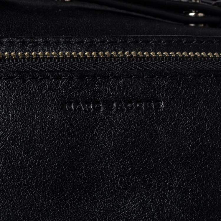 مملوكة مسبقًا Marc Jacobs Red Python Embossed Crossbody Clutch Bag