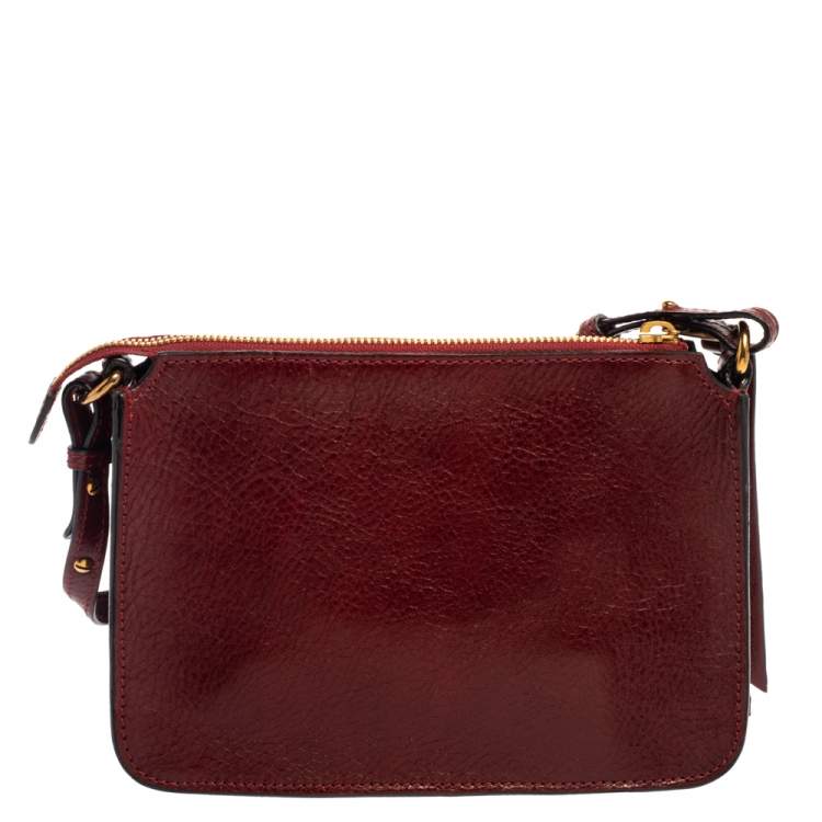 مملوكة مسبقًا Marc Jacobs Dark Red Leather Studded Crossbody Bag