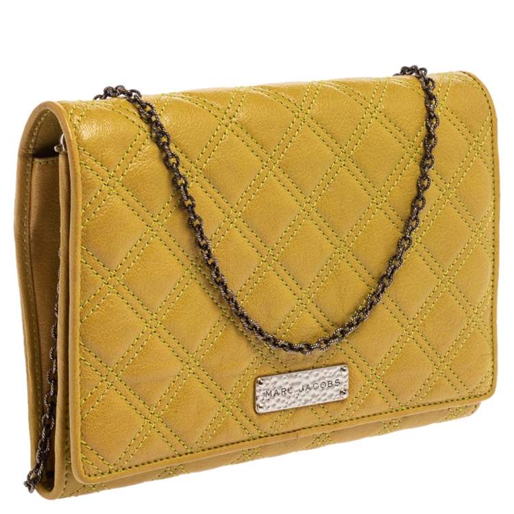 Pre Owned Marc Jacobs Lime Quilted Leather Flap Chain Clutch