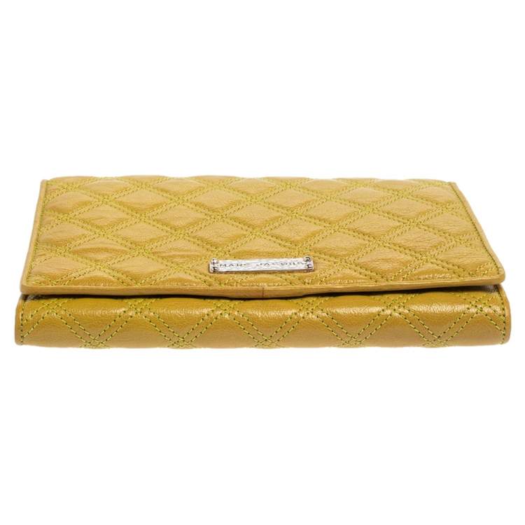 Pre Owned Marc Jacobs Lime Quilted Leather Flap Chain Clutch