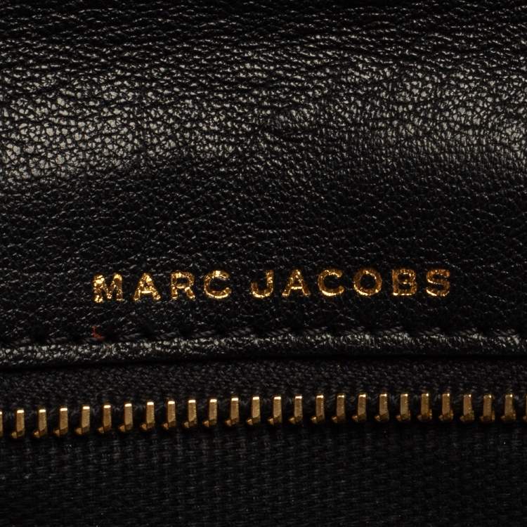 Pre Owned Marc Jacobs Black Quilted Leather Eugenie Clutch