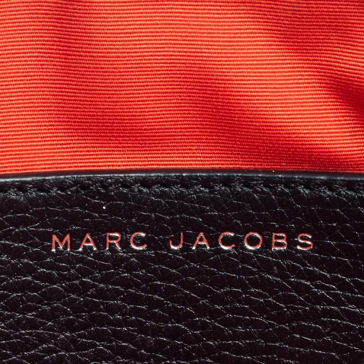 Pre Owned Marc Jacobs Black Leather Shutter Camera Crossbody Bag