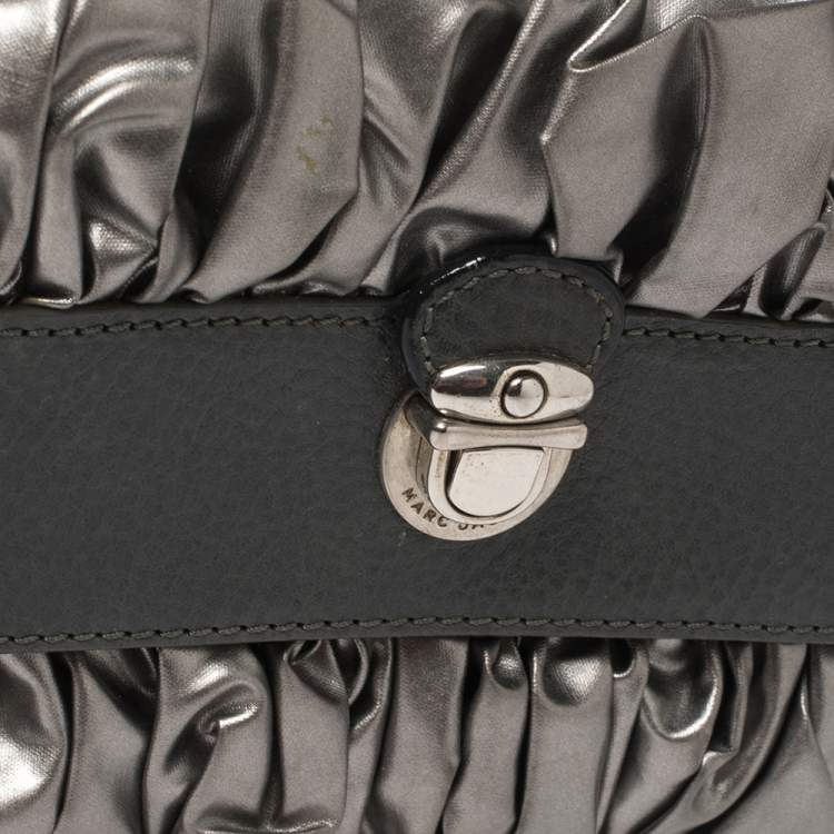 Pre Owned Mark Jacobs  Metallic/Grey Gathered Coated Canvas and Leather Pushlock Clutch 