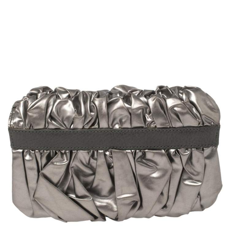Pre Owned Mark Jacobs  Metallic/Grey Gathered Coated Canvas and Leather Pushlock Clutch 