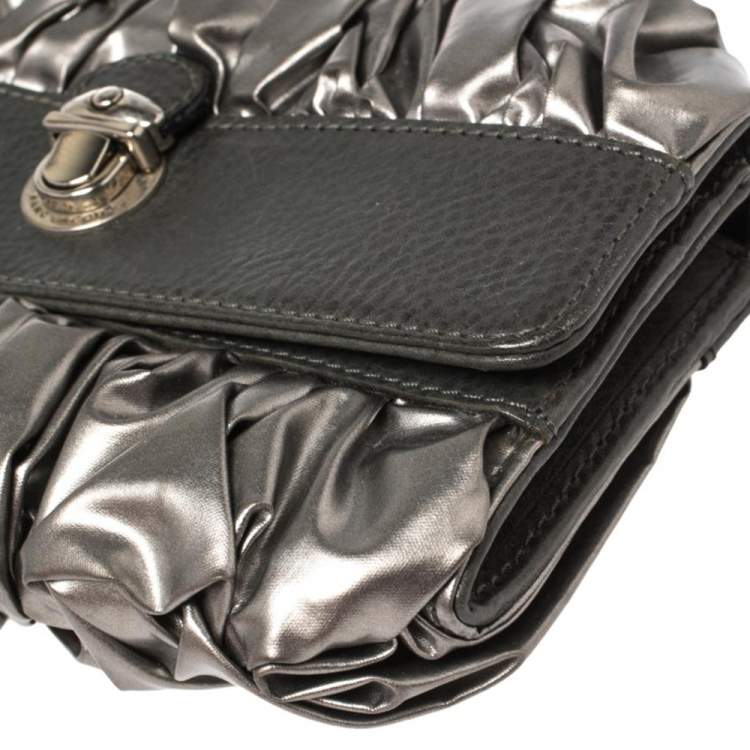 Pre Owned Mark Jacobs  Metallic/Grey Gathered Coated Canvas and Leather Pushlock Clutch 