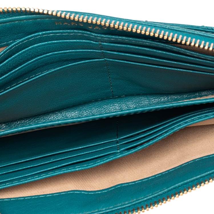 مملوكة مسبقًا Marc Jacobs Teal Blue Quilted Leather Double Pocket Zip Clutch