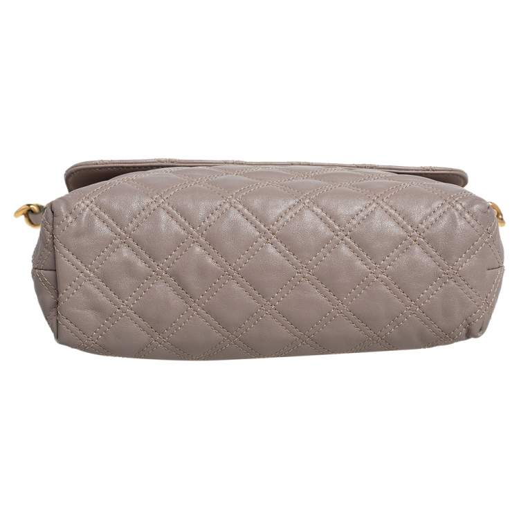 مملوكة مسبقًا Marc Jacobs Beige Quilted Leather The Large Single Flap Shoulder Bag