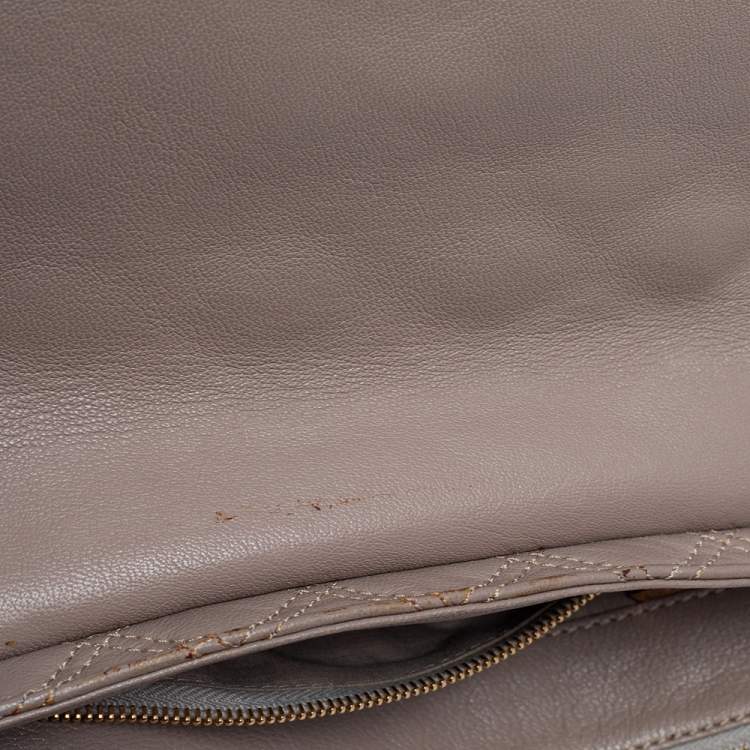 مملوكة مسبقًا Marc Jacobs Beige Quilted Leather The Large Single Flap Shoulder Bag