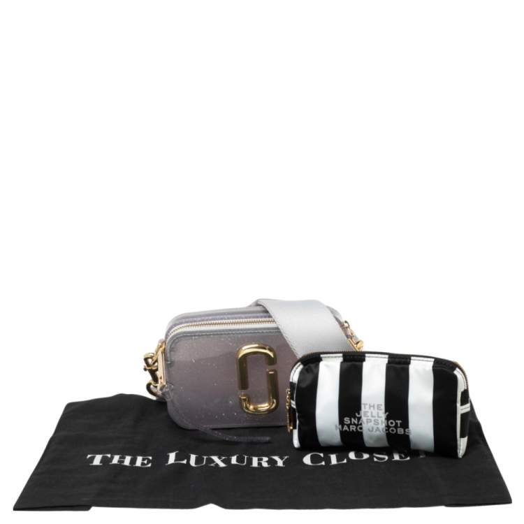 مملوكة مسبقًا Marc Jacobs Silver Glitter Vinyl The Jelly Snapshot Shoulder Bag