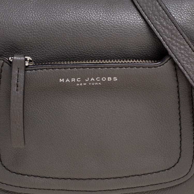مملوكة مسبقًا  Marc Jacobs Grey Leather Mini Empire City Crossbody Bag