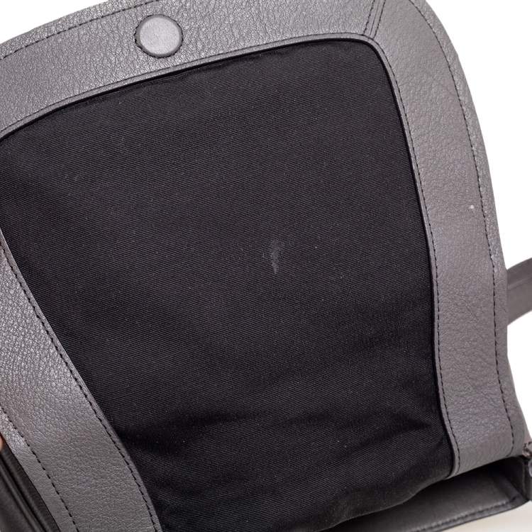 مملوكة مسبقًا  Marc Jacobs Grey Leather Mini Empire City Crossbody Bag