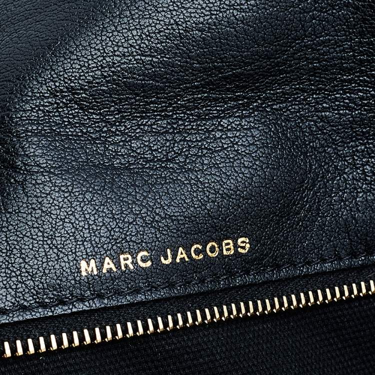 Pre Owned Marc Jacobs Black Quilted Leather Eugenie Clutch