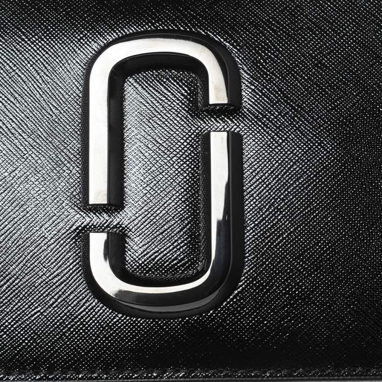 مملوكة مسبقًا Marc Jacobs Black Glossy Leather Snapshot Camera Crossbody Bag
