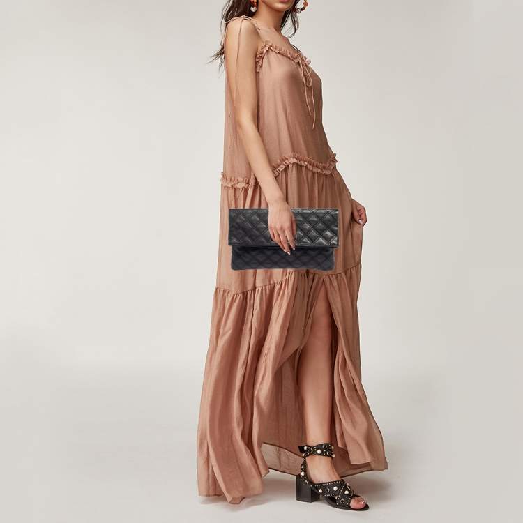 مملوكة مسبقًا Marc Jacobs Black Quilted Leather Eugenie Clutch