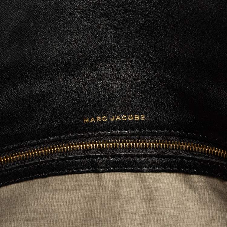 مملوكة مسبقًا Marc Jacobs Black Quilted Leather Eugenie Clutch