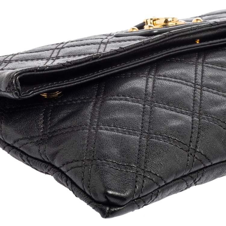مملوكة مسبقًا Marc Jacobs Black Quilted Leather Eugenie Clutch