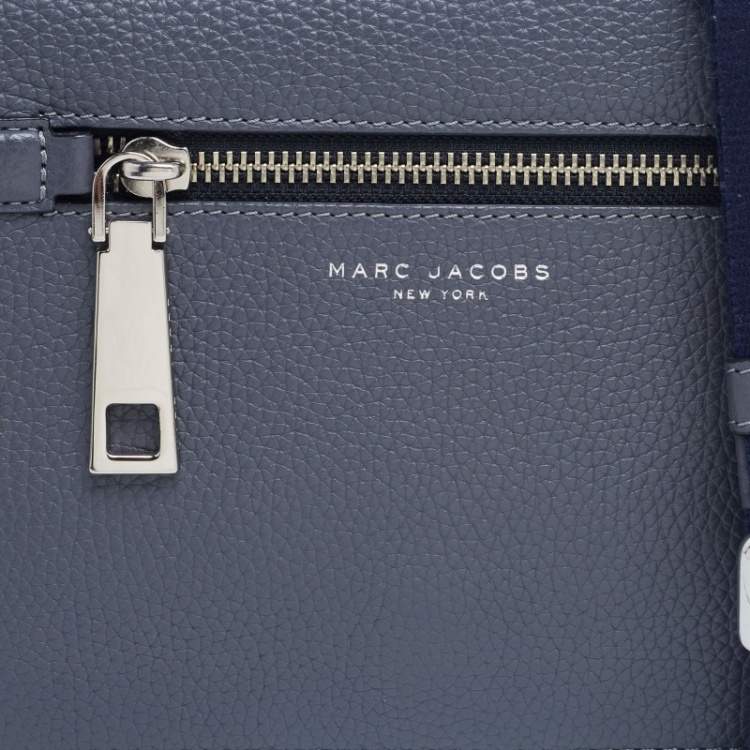 مملوكة مسبقًا Marc Jacobs Grey Leather Small Gotham Crossbody Bag