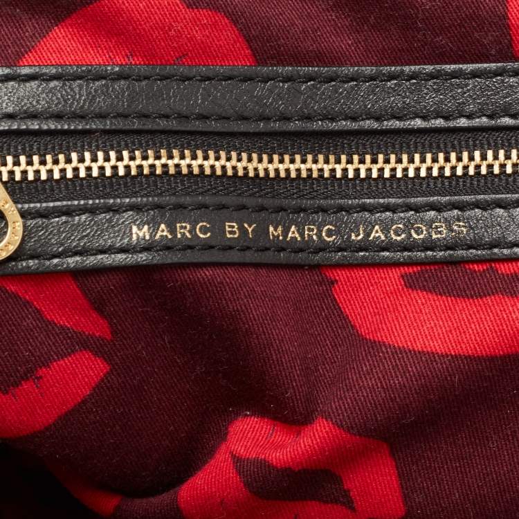 Pre Owned Marc by Marc Jacobs Black Leather Front Pocket Shoulder Bag