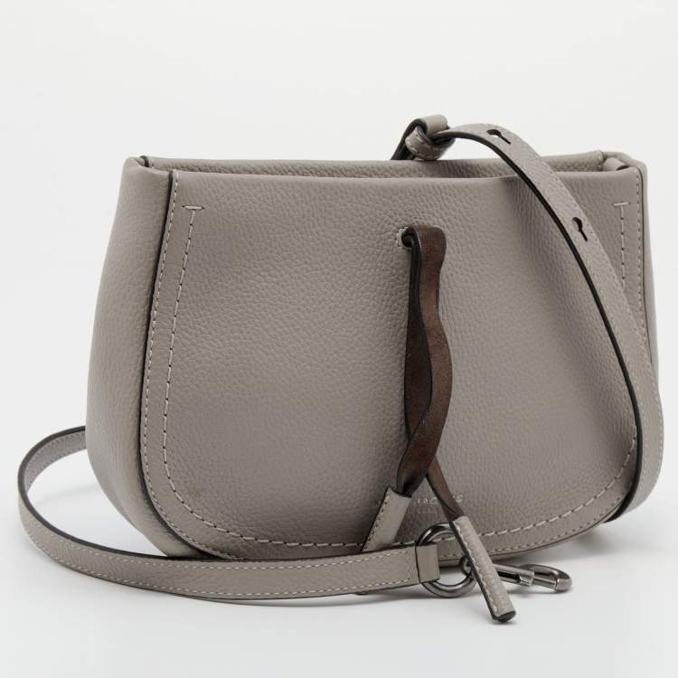 مملوكة مسبقًا Marc Jacobs Grey Leather Maverick Crossbody Bag
