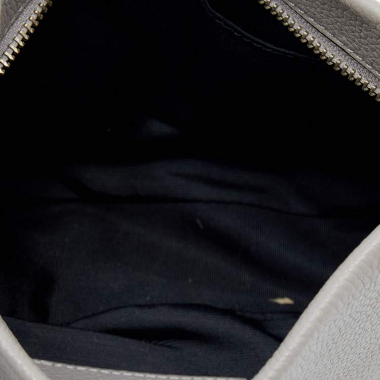 مملوكة مسبقًا Marc Jacobs Grey Leather Maverick Crossbody Bag