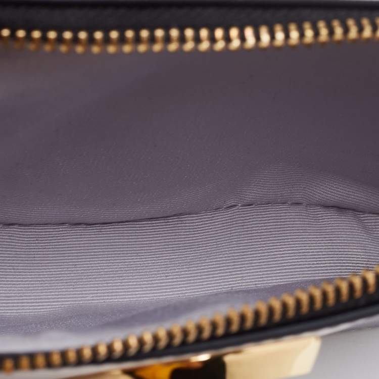 مملوكة مسبقًا Marc Jacobs White/Grey Leather Resin Handle Snapshot CrossBody Bag