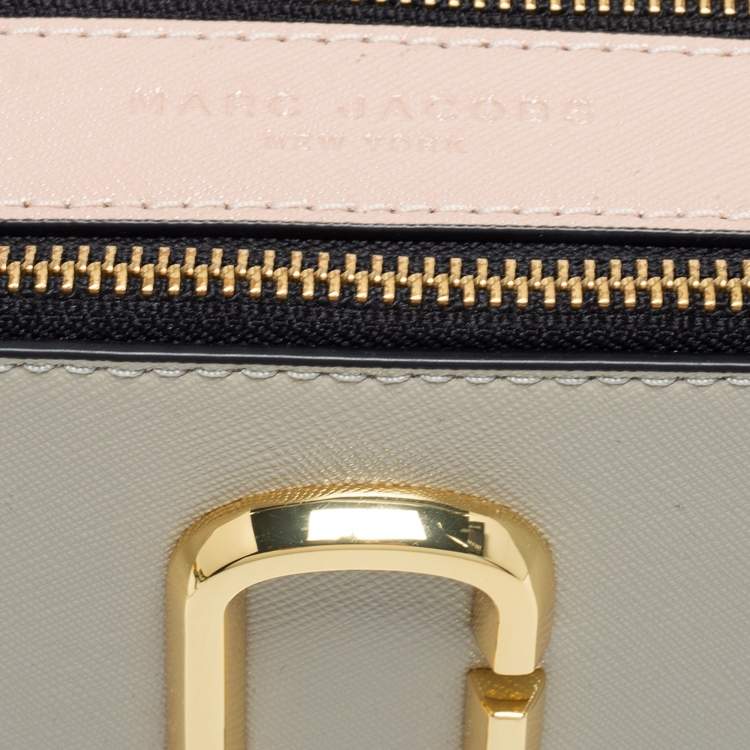 مملوكة مسبقًا Marc Jacobs Multicolor Leather Snapshot Camera Crossbody Bag